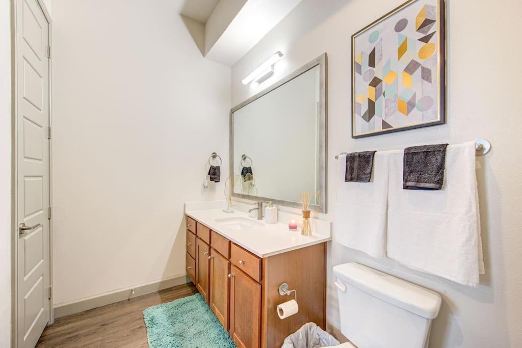 Trendy Downtown 1Bd/Freeparking/Wi-Fi/Pool Apartamento Houston Exterior foto