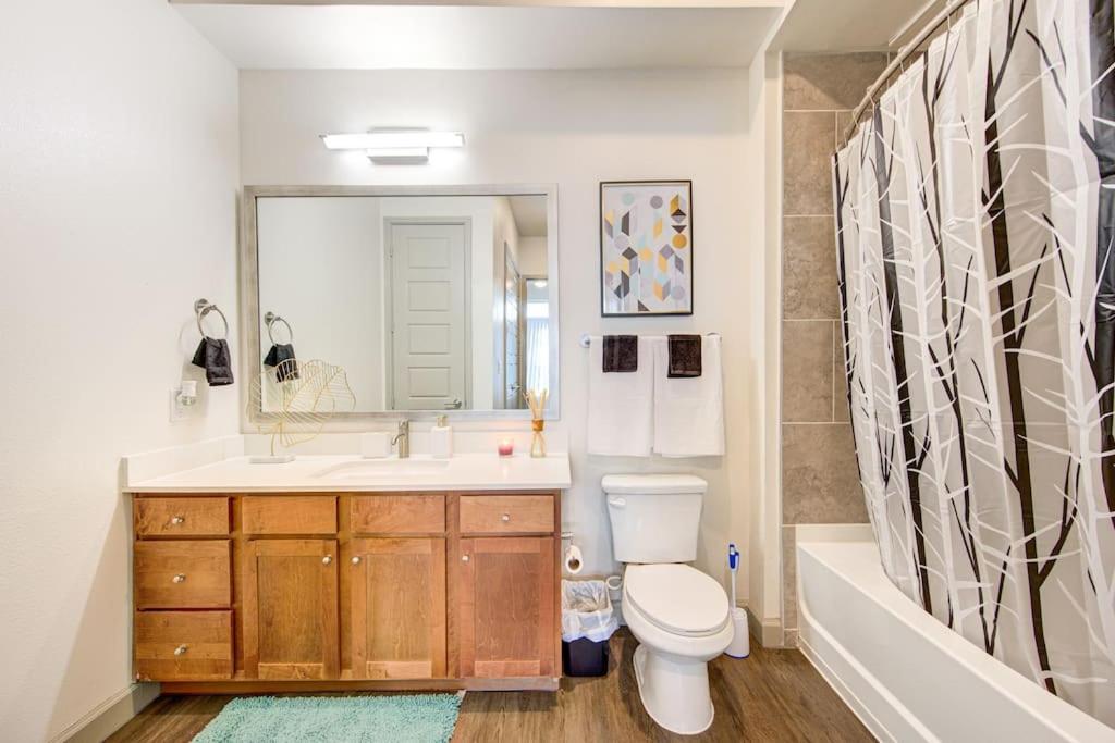 Trendy Downtown 1Bd/Freeparking/Wi-Fi/Pool Apartamento Houston Exterior foto